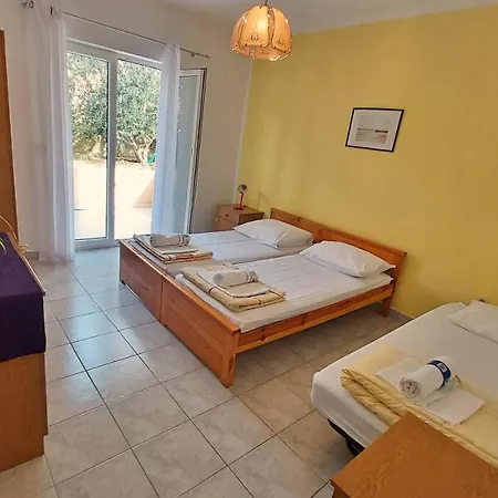 Apartments Mandalinic Omis Exterior photo