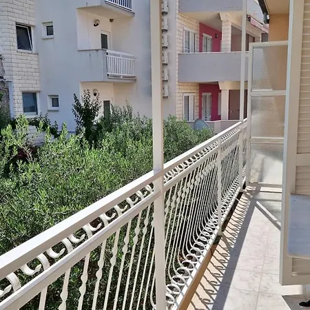 Apartments Mandalinic Omis Exterior photo