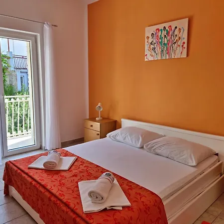 Apartments Mandalinic Omis Exterior photo