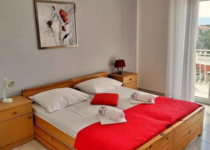 Apartments Mandalinic