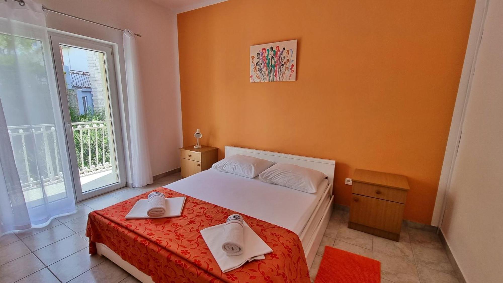 Apartment Mandalinic